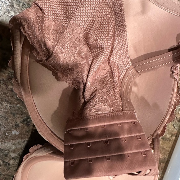 Torrid bra - Picture 2 of 4